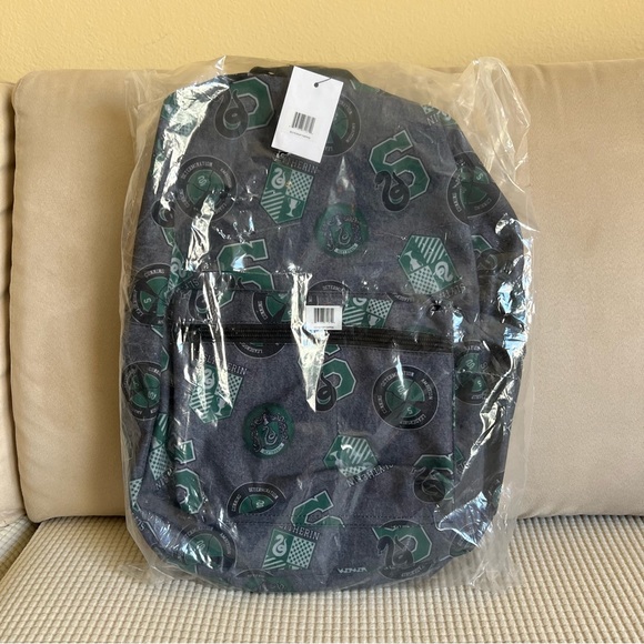NWT Harry Potter Slytherin Backpack - Picture 4 of 4